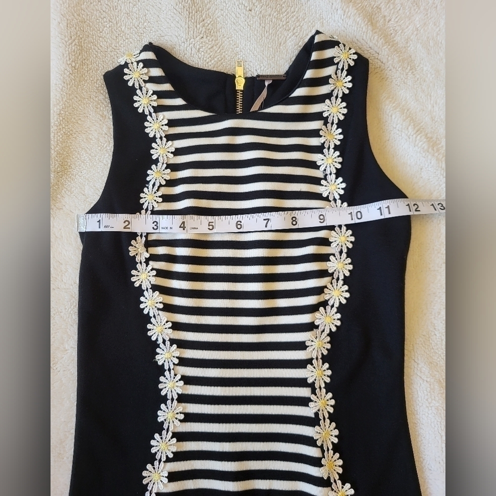 Poof Girl Groovy Daisy Dress Black with White Stripes Girl Size 6 or XS - Picture 4 of 6